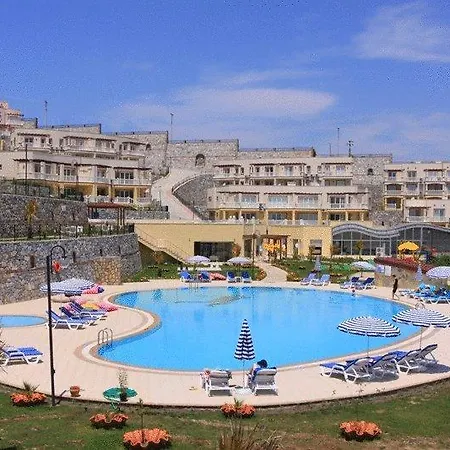 빌라 Lakeside Garden Village Bogazici
