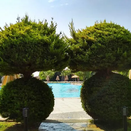 빌라 Lakeside Garden Village Bogazici