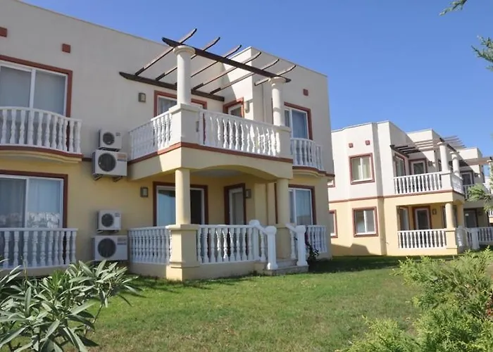 Lakeside Garden Village Villa