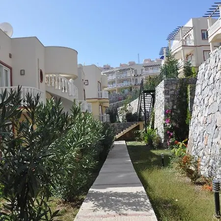 Villa Lakeside Garden Village Bogazici