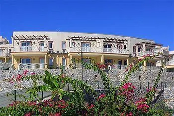 Lakeside Garden Holiday Village *