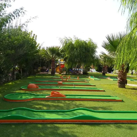 Lakeside Garden Holiday Village * Bogazici